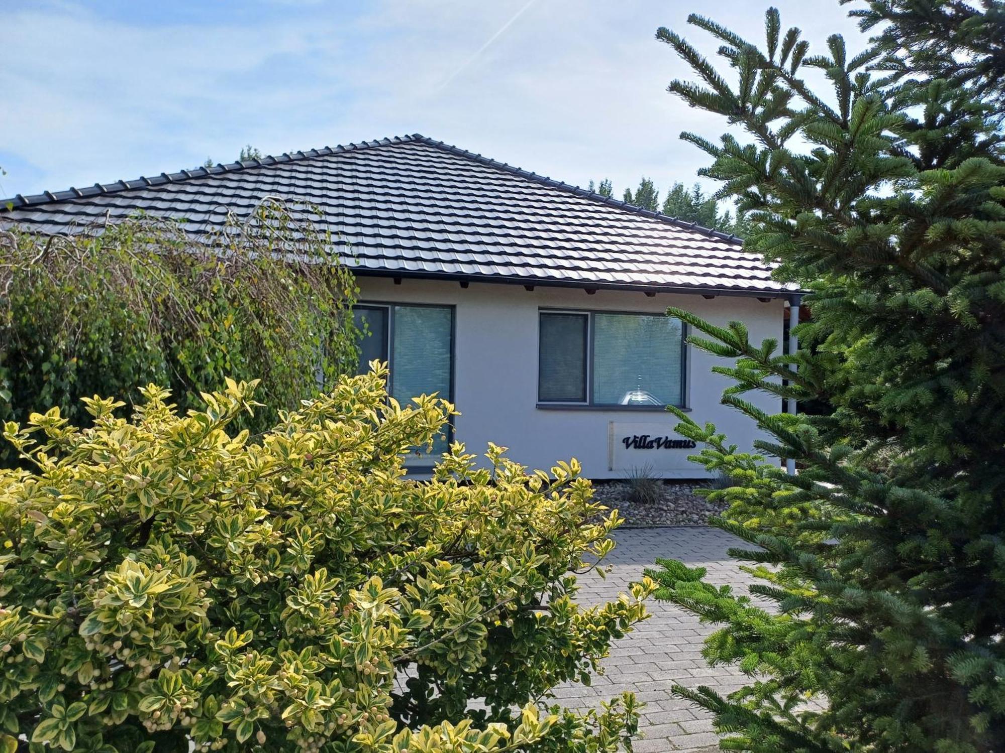 Villa Vamus Vendeg- Es Rendezvenyhaz Vámosszabadi Exteriér fotografie